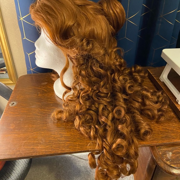 Princess Belle Disney wig - Picture 2 of 9